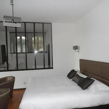 מלון Clos De Vallombreuse, The Originals Relais 3*